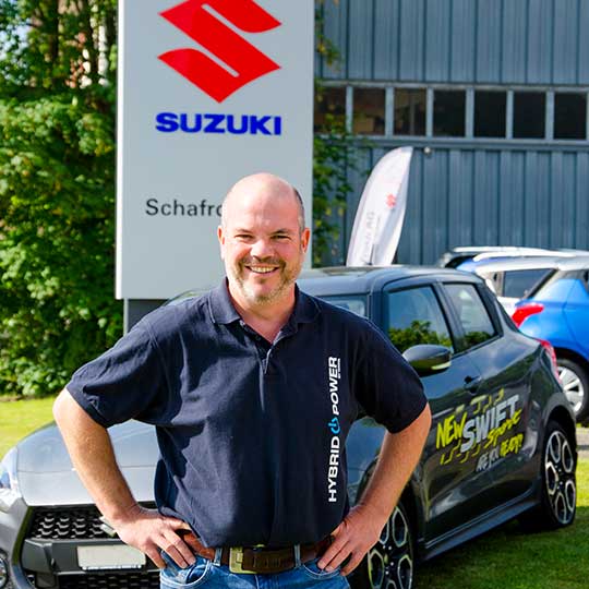 Garage-Schafroth_Teammitglieder_Einzeln_T07.01.jpg