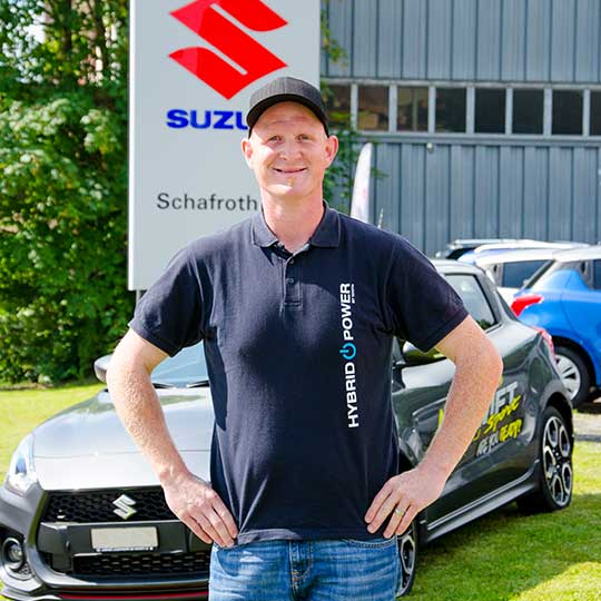 Garage-Schafroth_Teammitglieder_Einzeln_T08.01.jpg